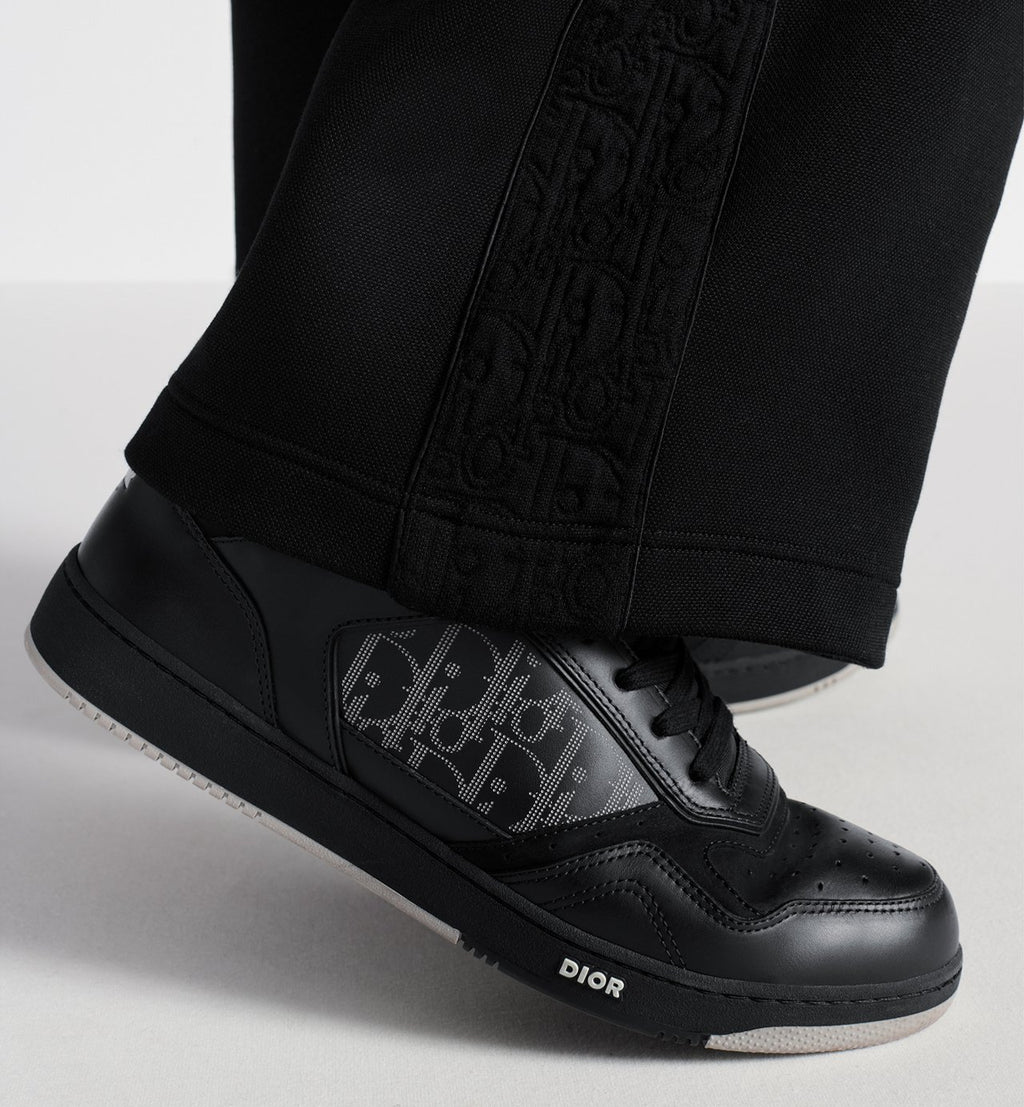 Dior B27 Uptown Low-Top Sneaker
Black Smooth Calfskin, Black Suede and Black Dior Oblique Galaxy Leather