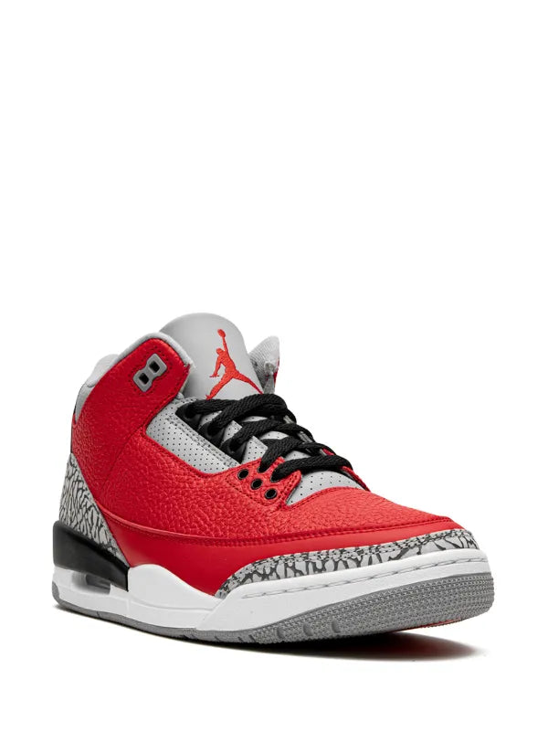 Jordan
Air Jordan 3 Retro "Red Cement/Unite" sneakers