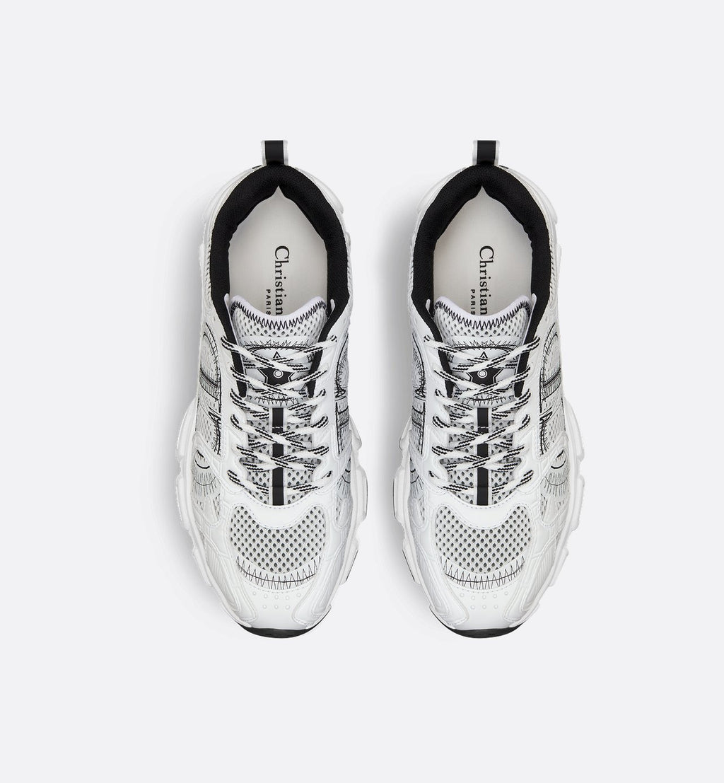 Dior Chrono Sneaker
Mesh with White and Black Leather-Effect Panels