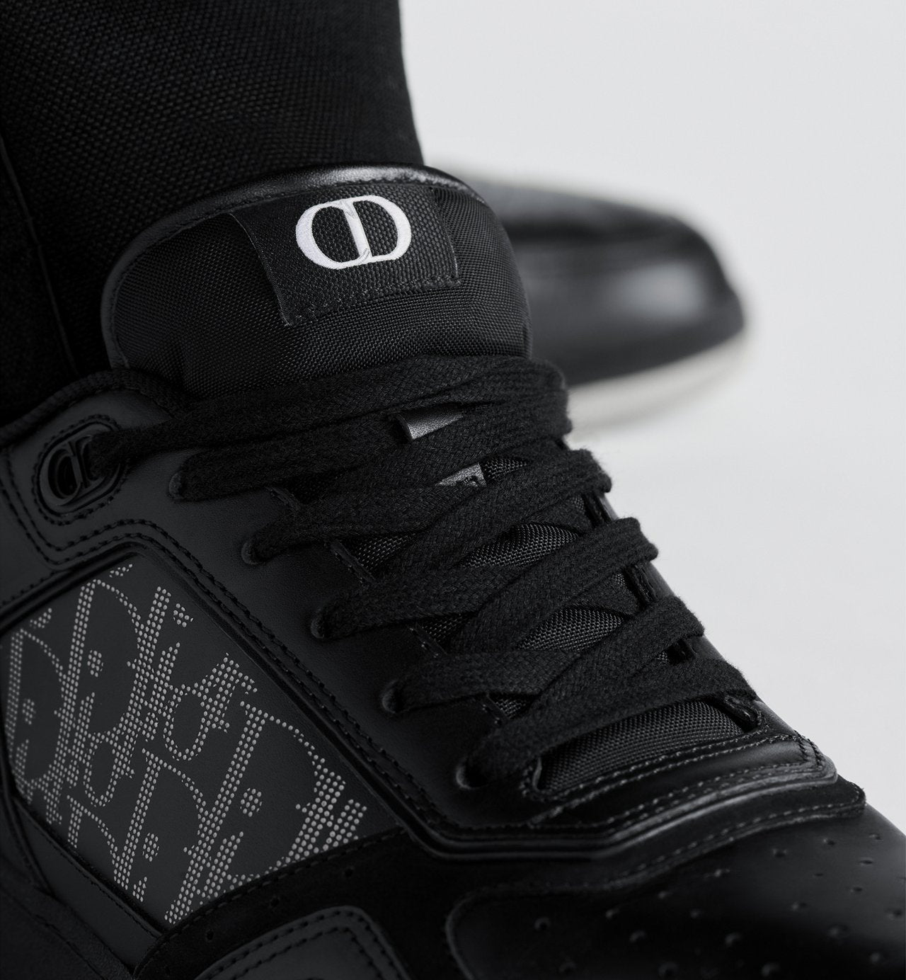 Dior B27 Uptown Low-Top Sneaker
Black Smooth Calfskin, Black Suede and Black Dior Oblique Galaxy Leather