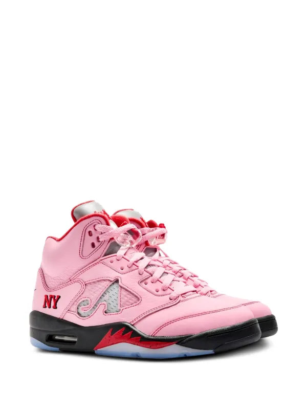 Jordan
Air Jordan 5 sneakers