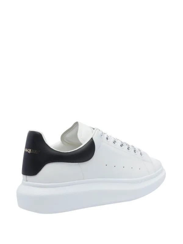 Alexander McQueen
Oversized leather lace-up sneakers