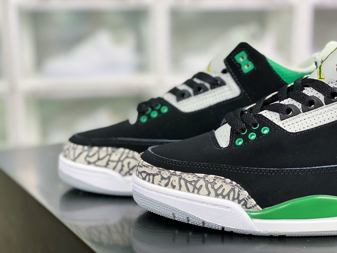Jordan
Air Jordan 3 Retro "Pine Green" sneakers