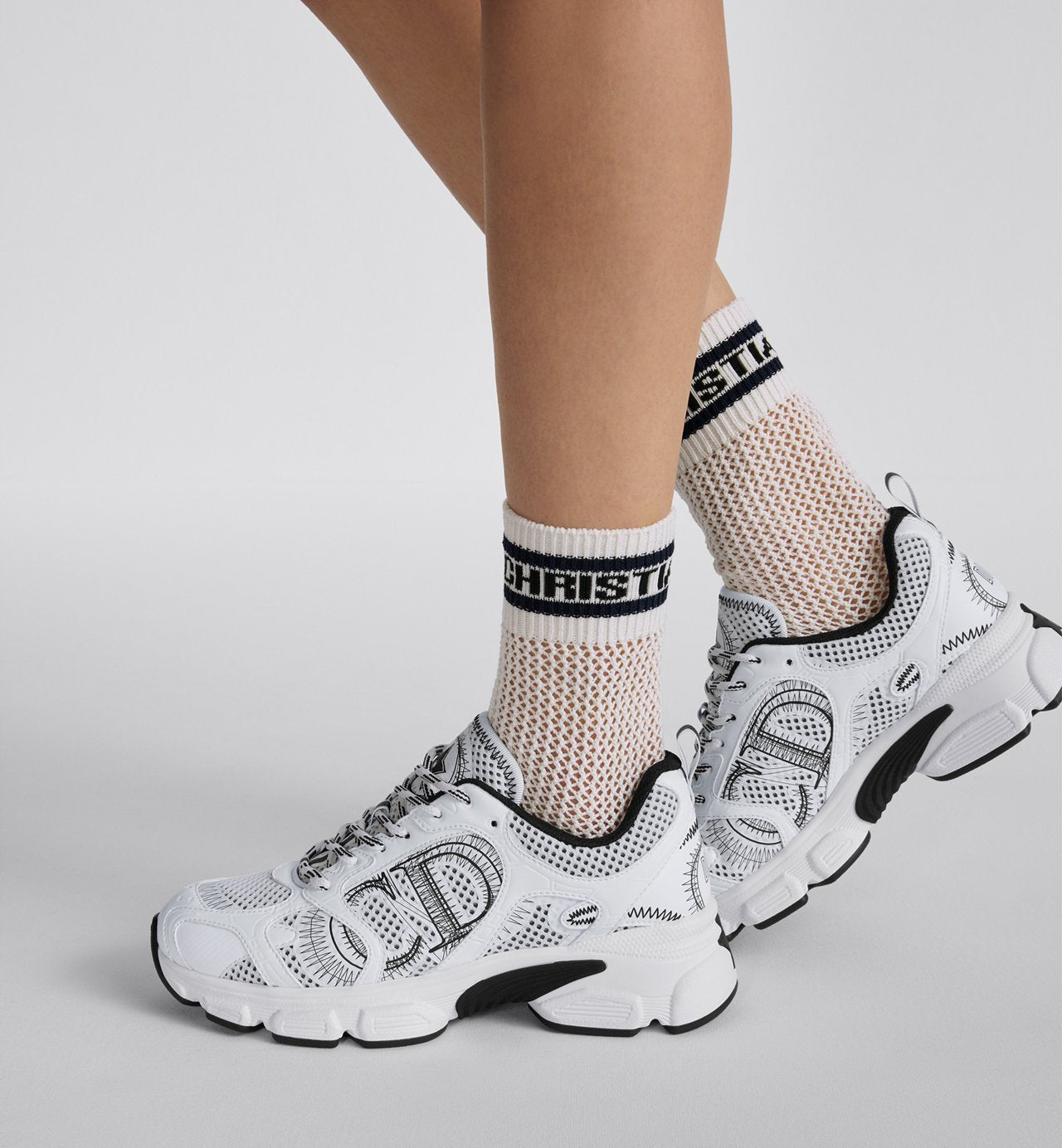 Dior Chrono Sneaker
Mesh with White and Black Leather-Effect Panels