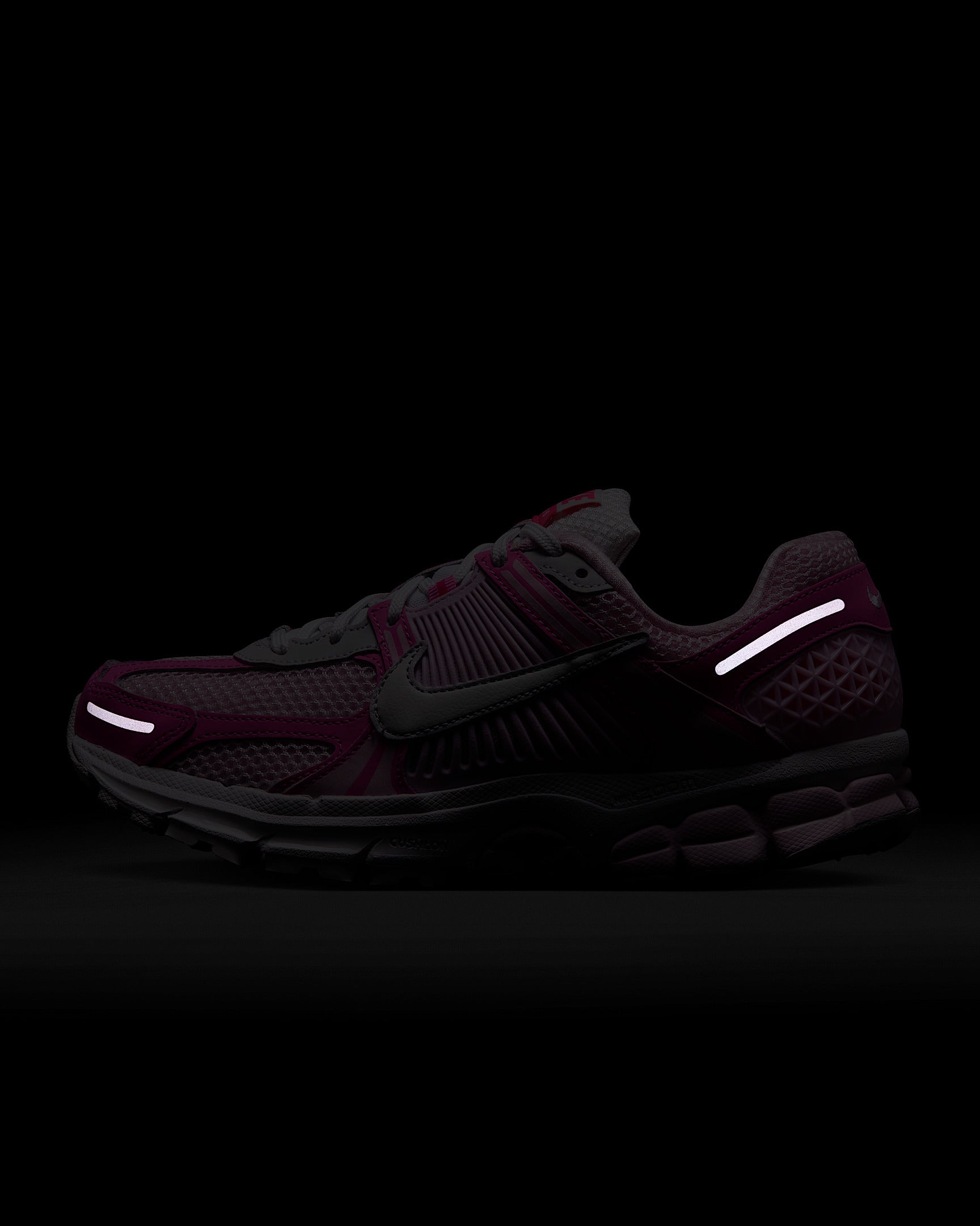 Nike Zoom Vomero 5 Women's Shoes